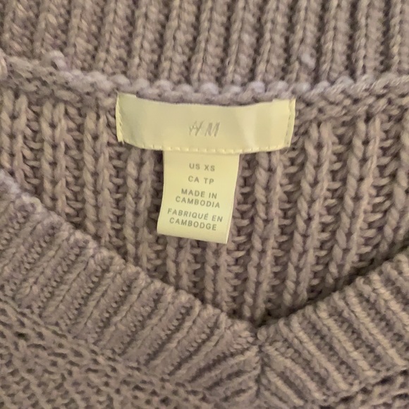 HM sweater - Picture 2 of 2